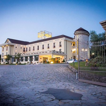Bel Sito Hotel Due Torri مانوكاتْساتي المظهر الخارجي الصورة