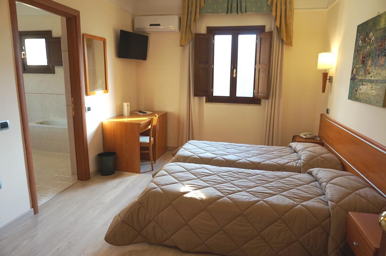 Bel Sito Hotel Due Torri مانوكاتْساتي المظهر الخارجي الصورة