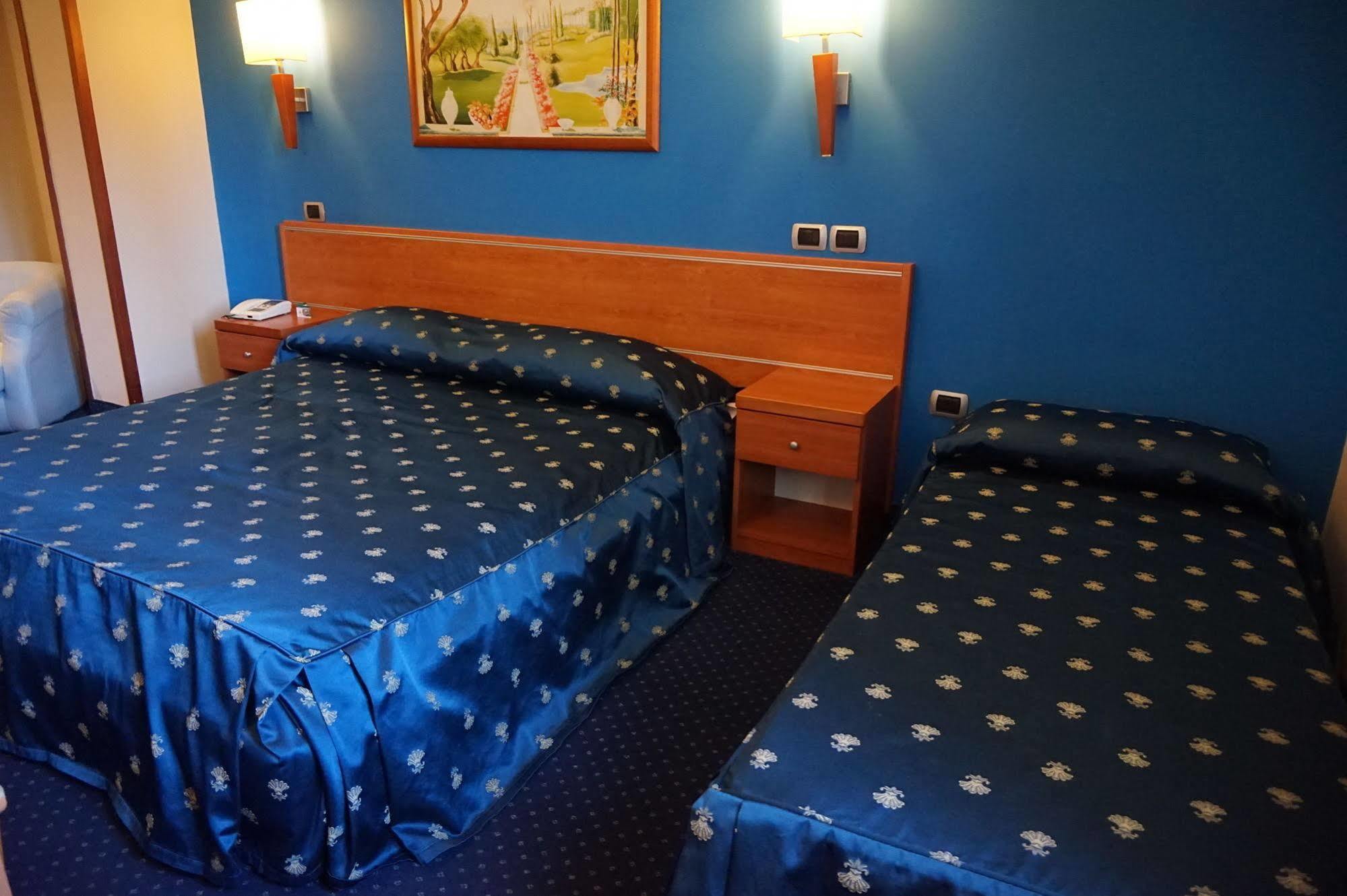 Bel Sito Hotel Due Torri مانوكاتْساتي المظهر الخارجي الصورة